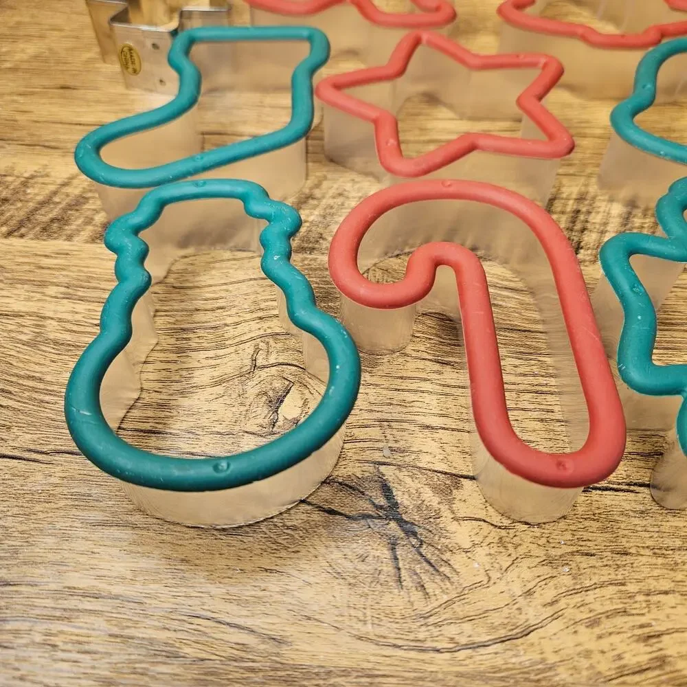 Comfort Grip Holiday Christmas Festive Cookie Cutters Angel Bell Stocking